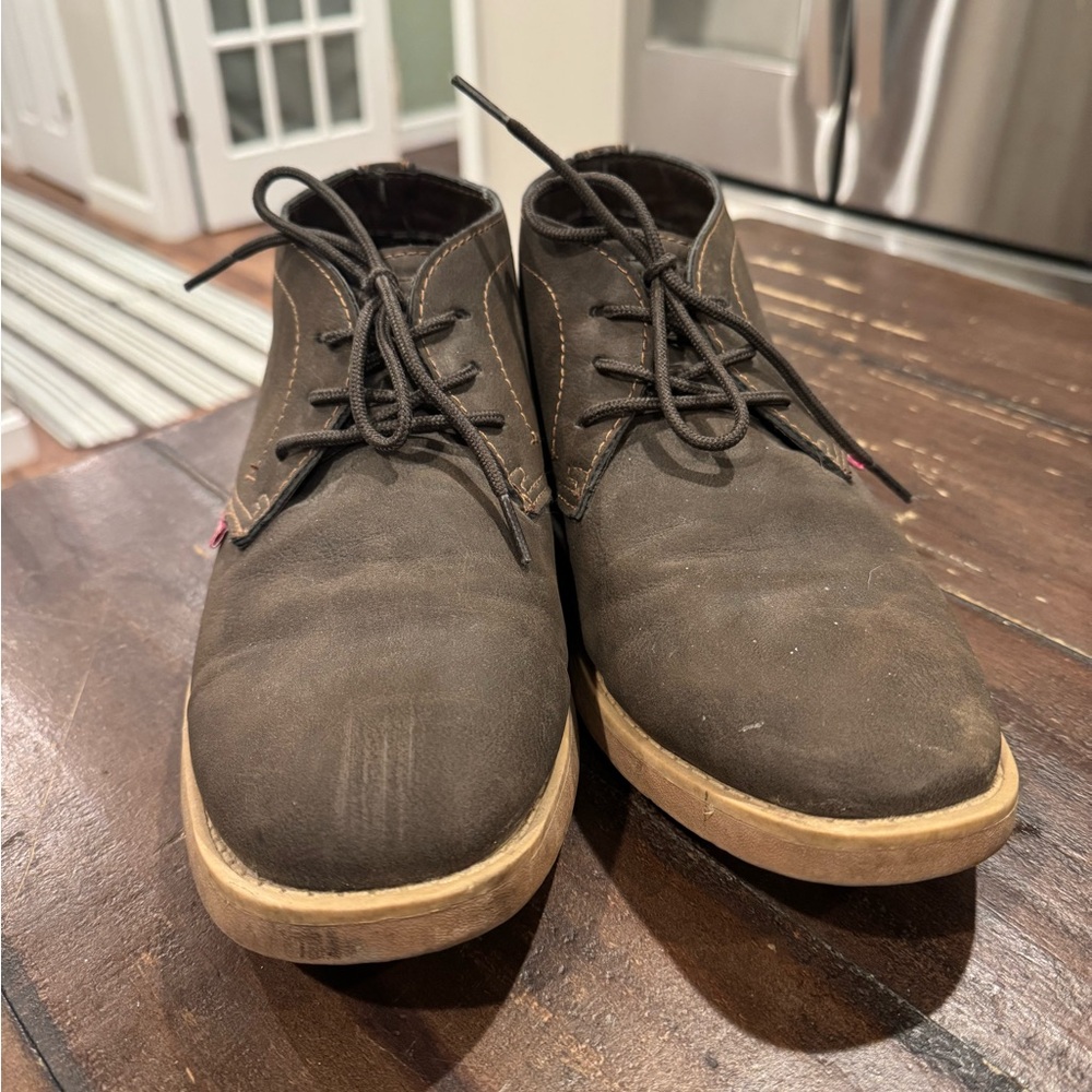 Men's Levi’s Brown Leather Shoes View 2